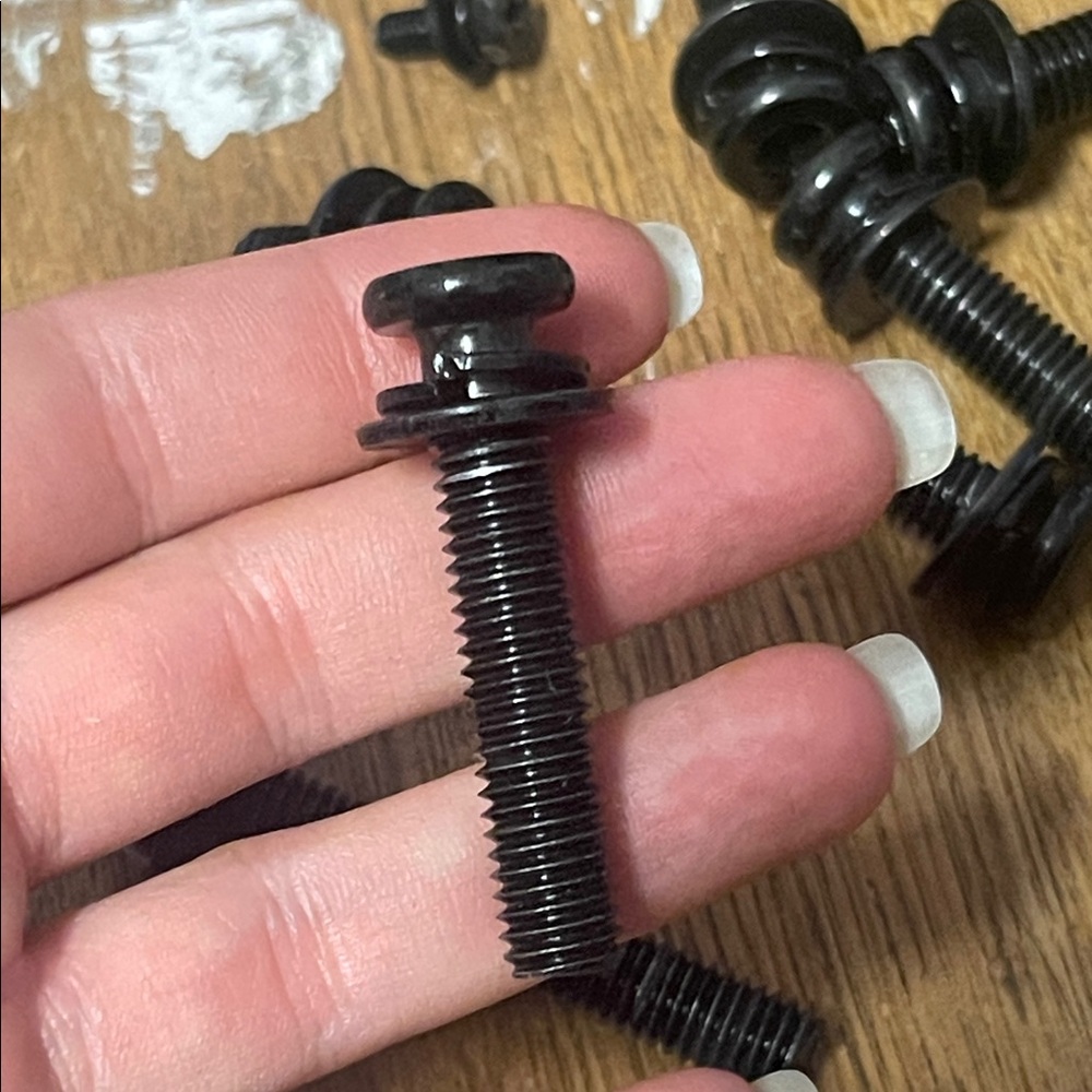 Assorted Bolts with washers - Picture 7 of 9